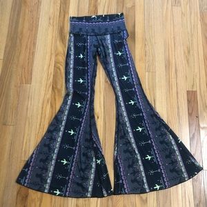 💜🖤 SOLD fast on M